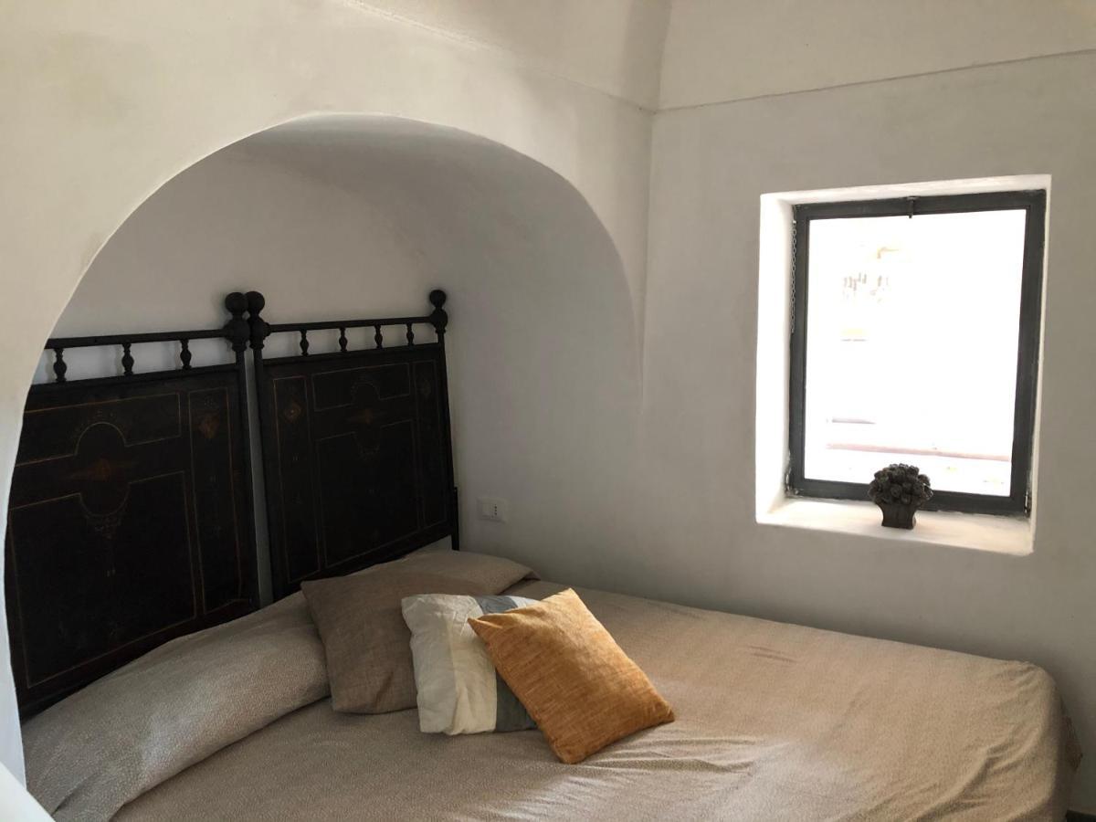 Dammuso Rekhale Villa Scauri  Bagian luar foto