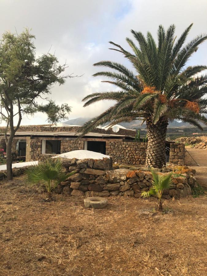 Dammuso Rekhale Villa Scauri  Bagian luar foto