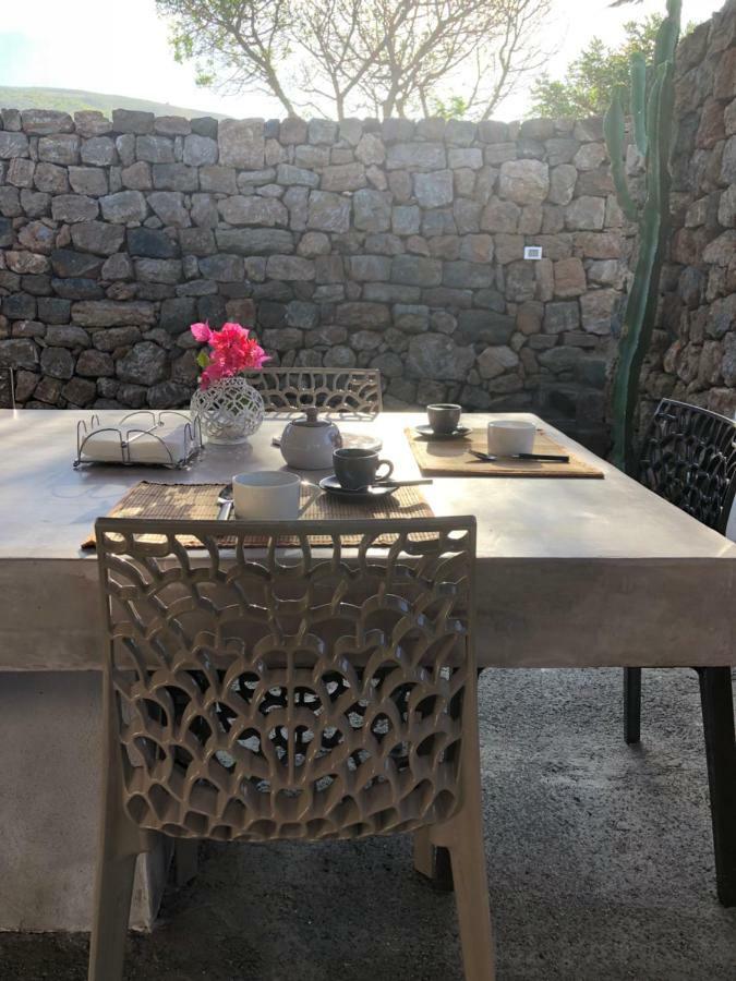 Dammuso Rekhale Villa Scauri  Bagian luar foto